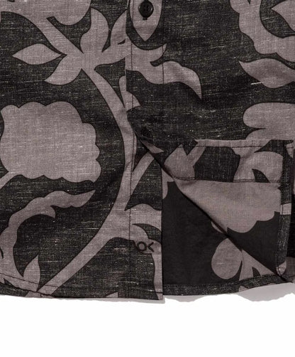 Pitch Black Botanica