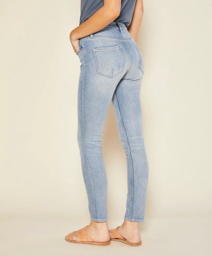VINTAGE BLUE