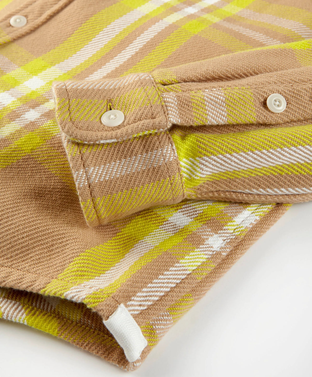 Sandy Small Cabin Plaid
