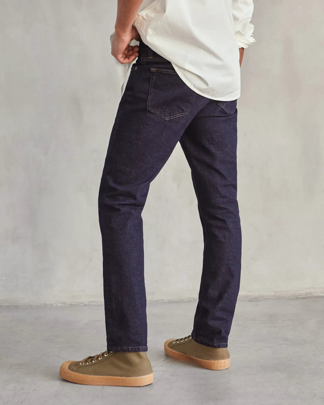 The Cove Slim Jean - Outerworn
